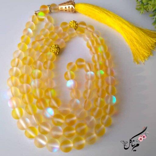 تسبیح سنگ جذاب مون استون زرد صد تایی با منگوله، ماندگاری زیاد